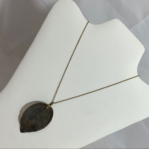 Gold Embellished Leaf Necklace - Picture 8 of 8
